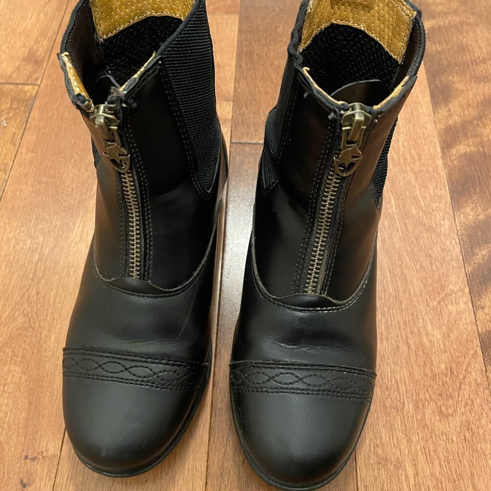 Black Kids Boots - Picture 2 of 8